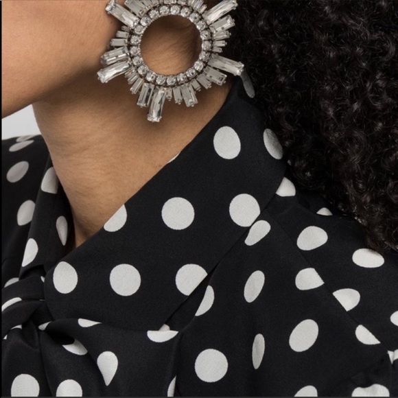 Amina Muaddi *As seen on Kyle Richards* BEGUM CRYSTAL EMBELLISHED EARRINGS shoes - Picture 6 of 12